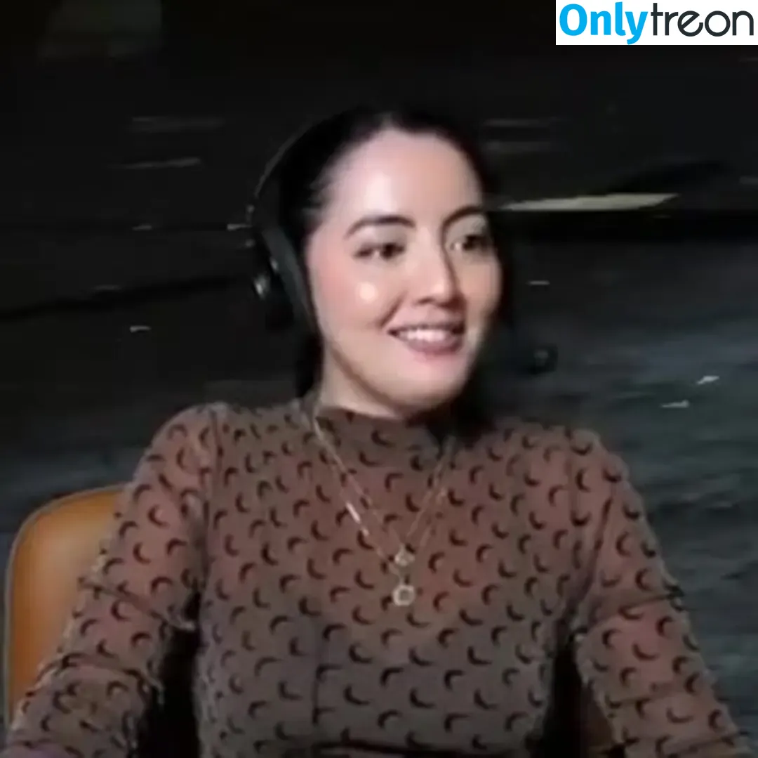 Jane Douglas nude photo #0574 (OXClub / OutsideXbox / janedouglas / penny_dreadful)