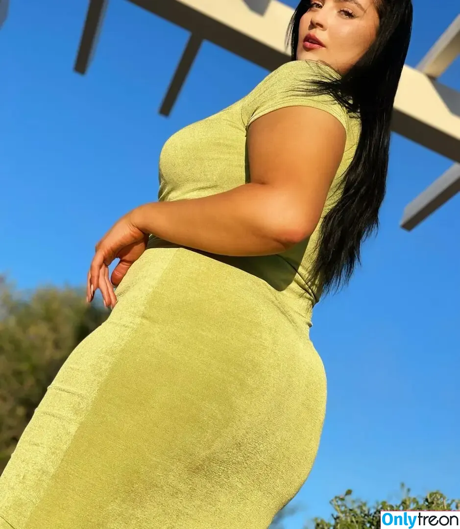 Jane Peach nude photo #0028 (thickasapeach / yourgoddessjane)