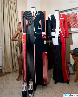 Janelle Monae / creamyaddiction365 / janellemonae nude photo #0511