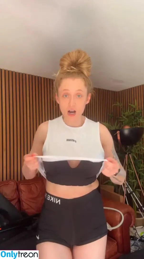 Janet Devlin nude photo #0265 (JanetJealousy / janetdevlinofficial)