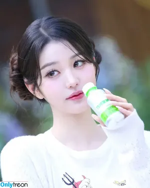 Jang Won-young / for_everyoung10 / 장원영 WONYOUNG nude photo #1777