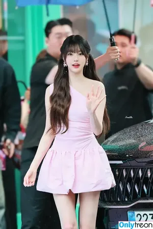 Jang Won-young / for_everyoung10 / 장원영 WONYOUNG nude photo #1811