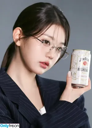 Jang Won-young / for_everyoung10 / 장원영 WONYOUNG nude photo #1884