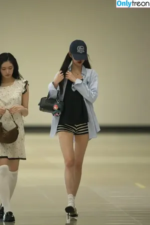 Jang Won-young / for_everyoung10 / 장원영 WONYOUNG nude photo #1895