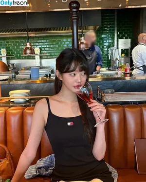 Jang Won-young / for_everyoung10 / 장원영 WONYOUNG nude photo #1965