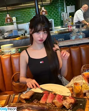 Jang Won-young / for_everyoung10 / 장원영 WONYOUNG nude photo #1971