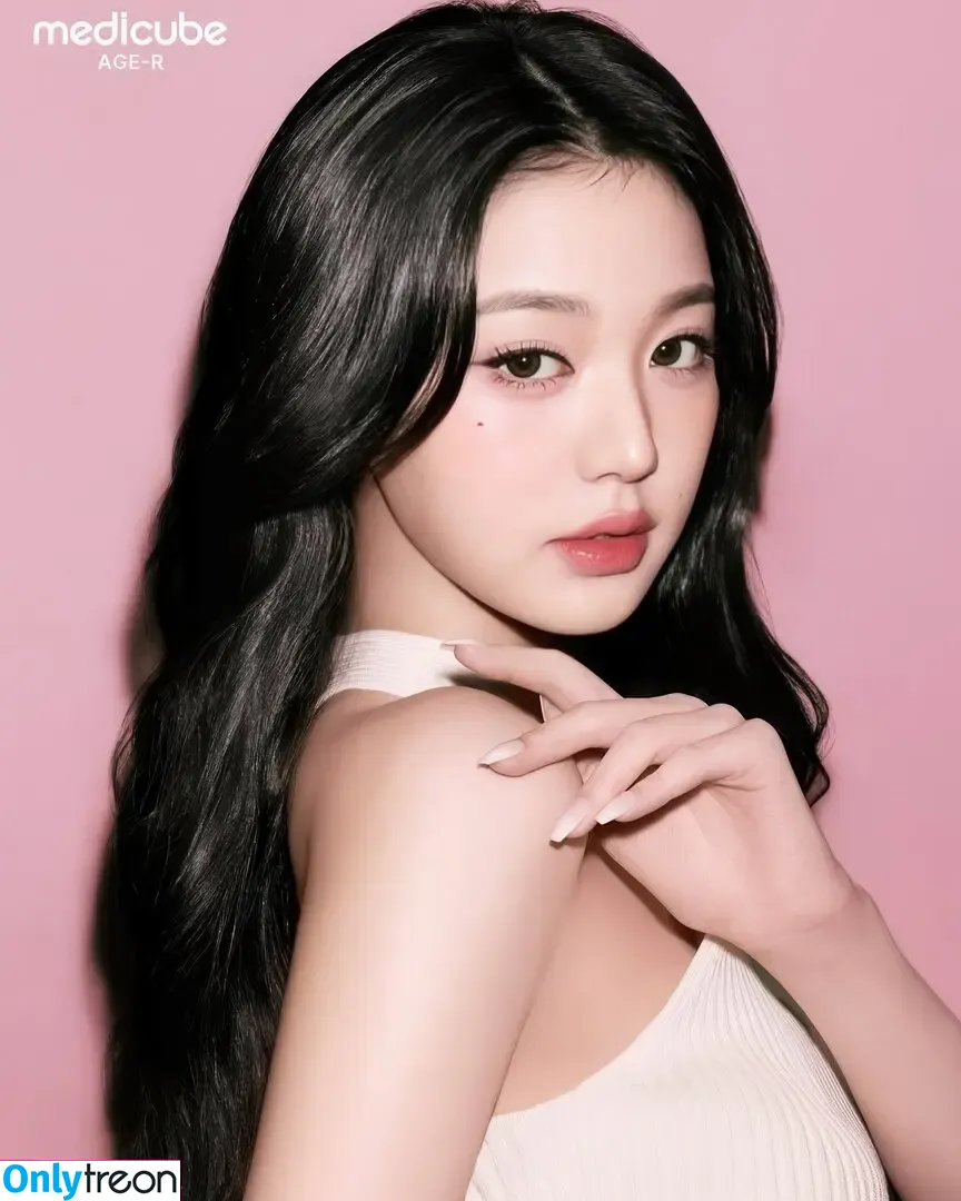 Jang Won-young nude photo #1930 (for_everyoung10 / 장원영 WONYOUNG)