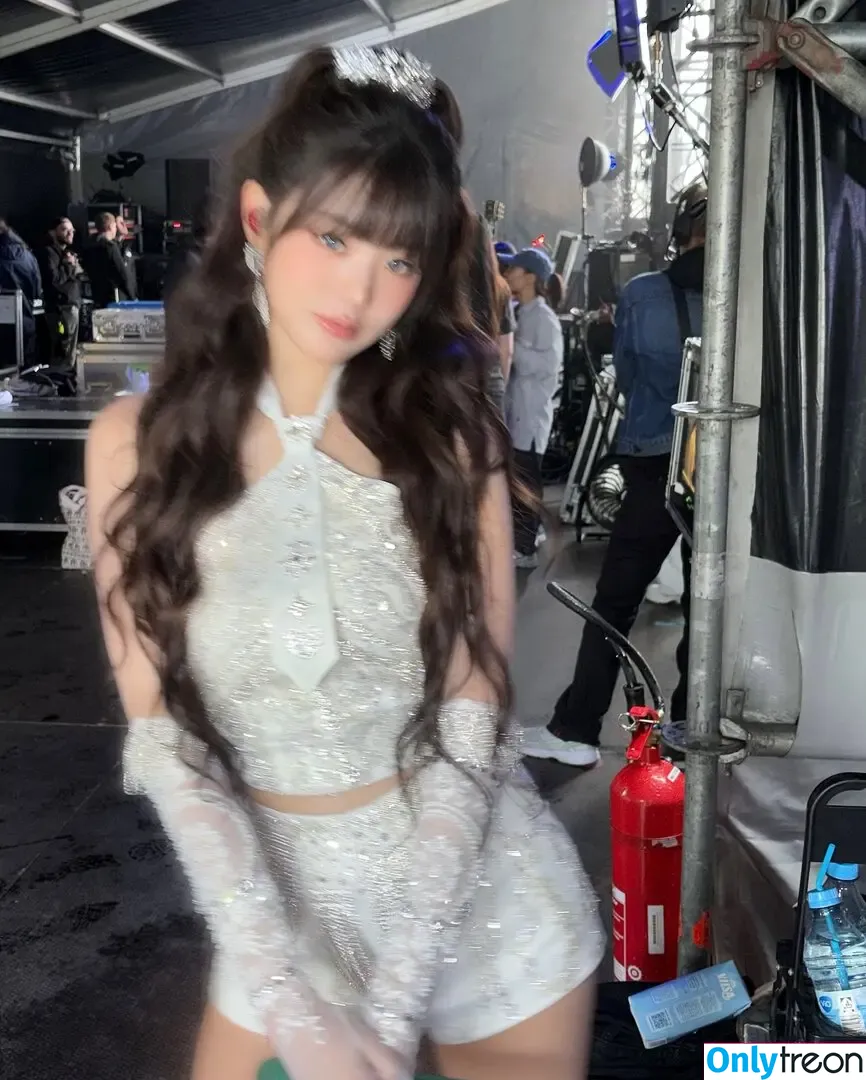Jang Won-young nude photo #1983 (for_everyoung10 / 장원영 WONYOUNG)