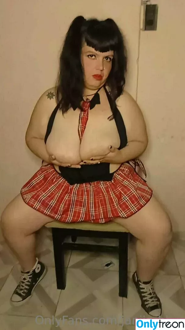 janiis_bbw nude photo #0003 (fatangryblackgirl)