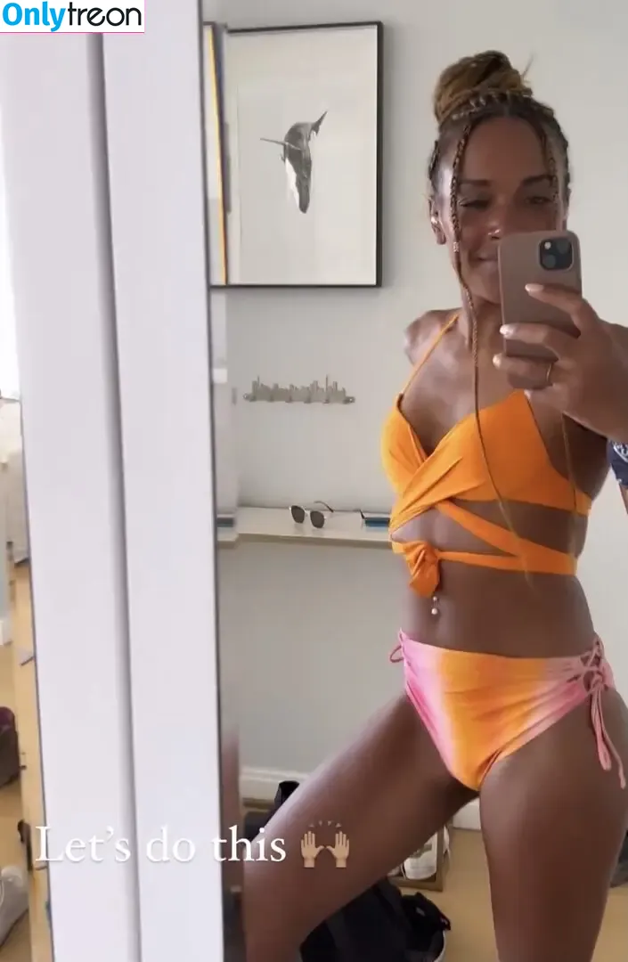 Janique Johnson nude photo #0018 (_janiquejohnson_)