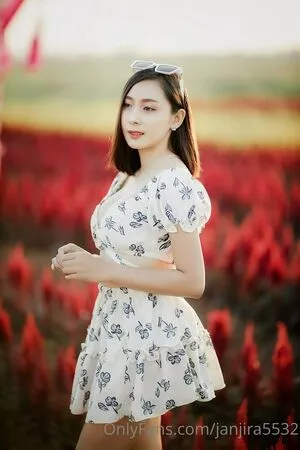 janjira5532 / janjira_jujang nude photo #0026