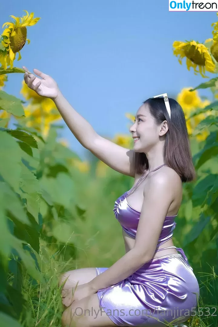 janjira5532 nude photo #0022 (janjira_jujang)