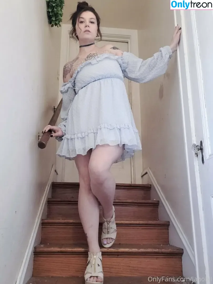 janobli nude photo #0015 (janobli)