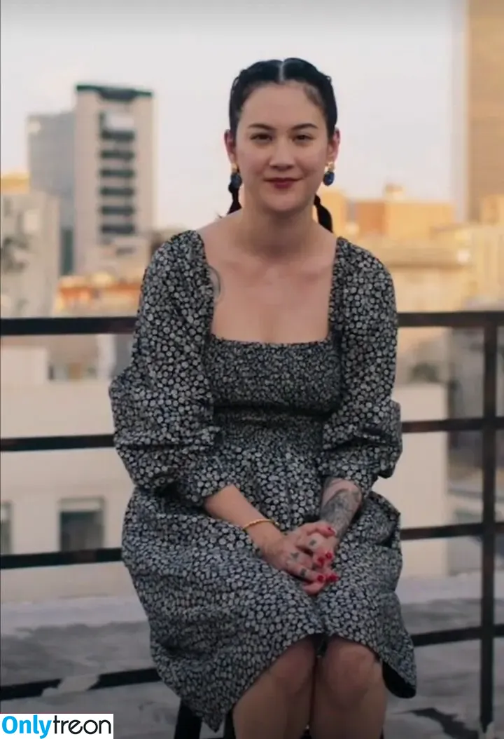 Japanese Breakfast nude photo #0106 (Michelle Zauner / jbrekkie)