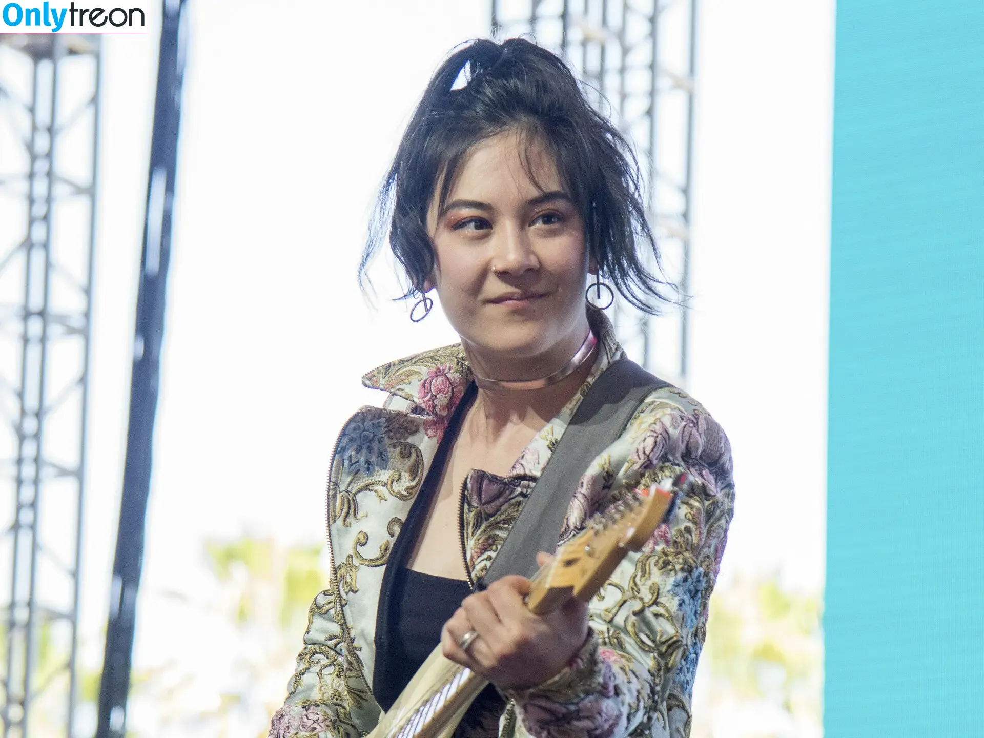 Japanese Breakfast nude photo #0115 (Michelle Zauner / jbrekkie)
