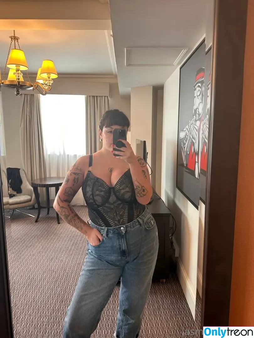 jas.monroe nude photo #0496 (jasminemonroetv)