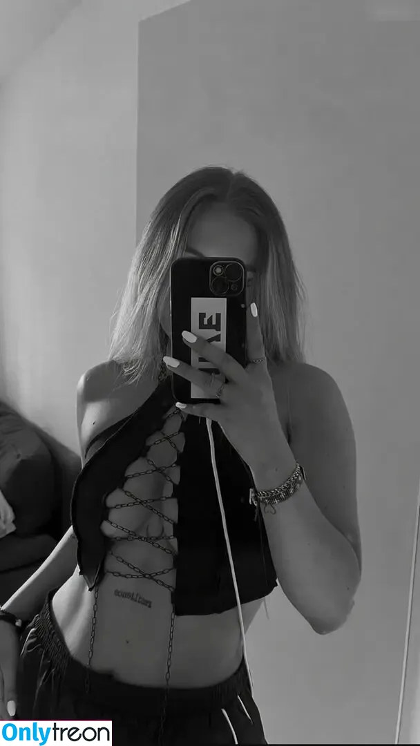 Jasmin Eller nude photo #0119 (jasmin.eller)