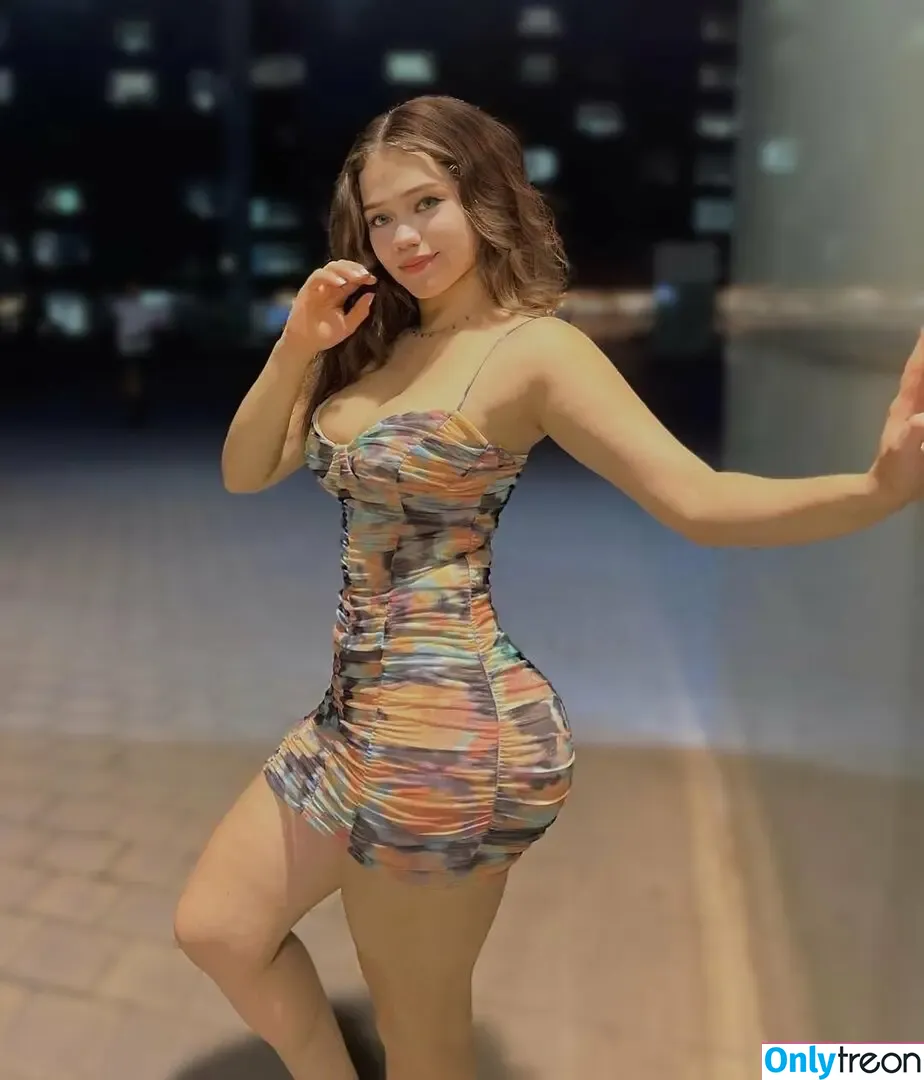 jasmin.reyeshn nude photo #0208 (jasmin.reyeshn)