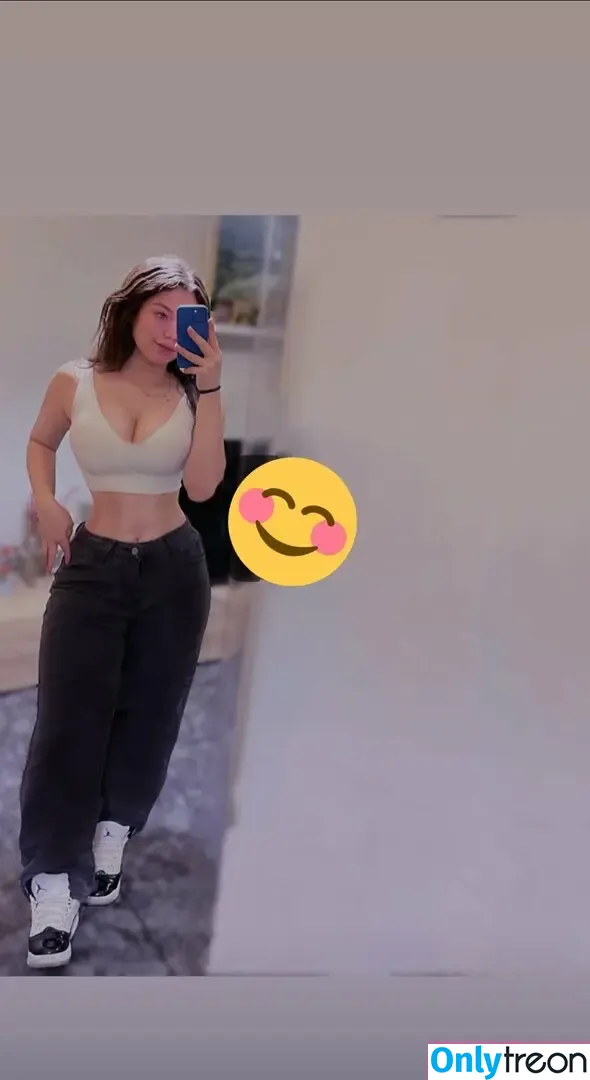 jasmin.reyeshn nude photo #0210 (jasmin.reyeshn)