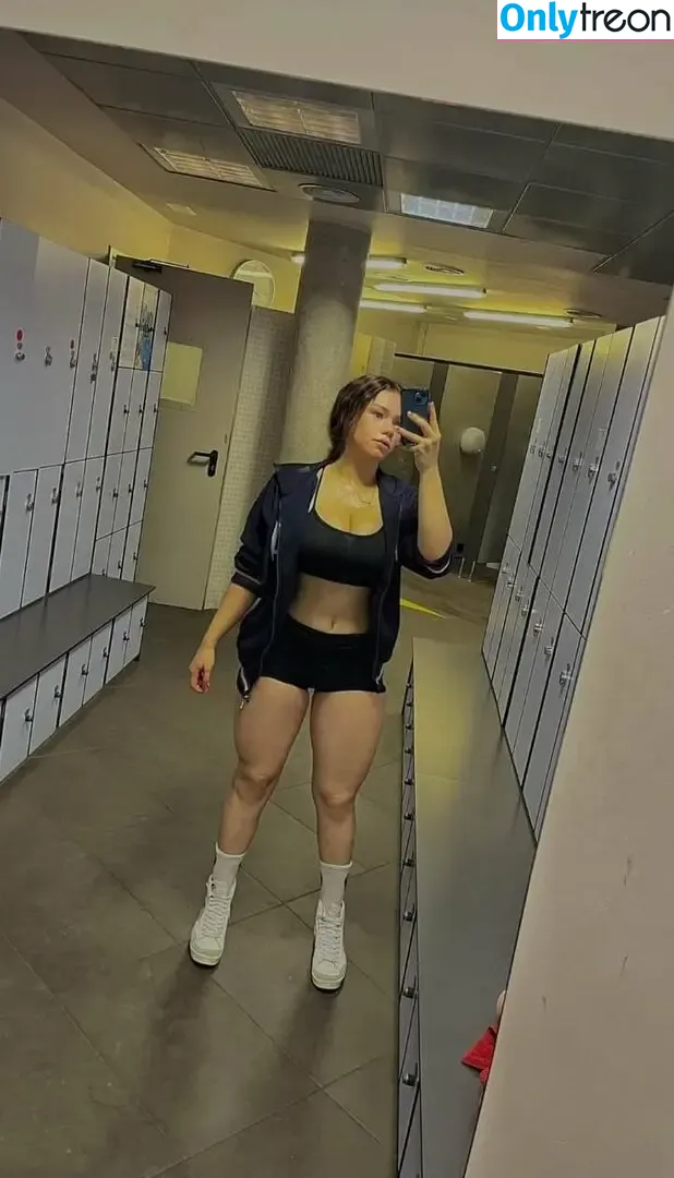jasmin.reyeshn nude photo #0213 (jasmin.reyeshn)