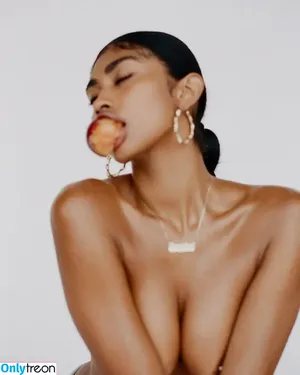 Jasmine Chola / Jasmine Blandford / jasmine.chola nude photo #0018