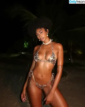Jasmine Chola / Jasmine Blandford / jasmine.chola nude photo #0029