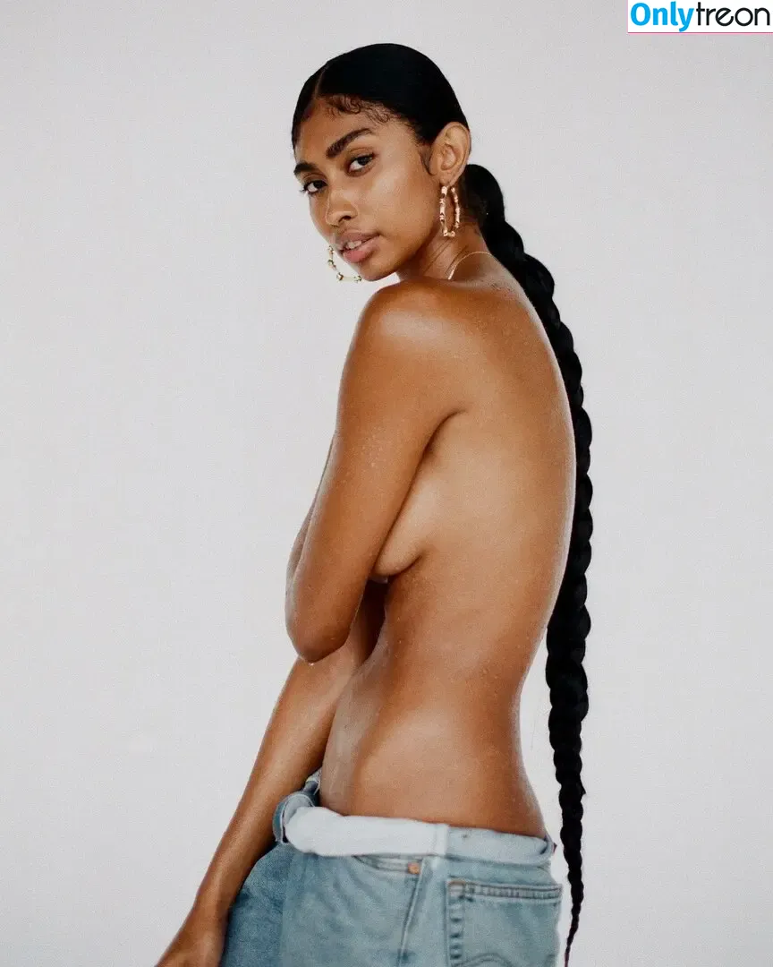 Jasmine Chola nude photo #0013 (Jasmine Blandford / jasmine.chola)