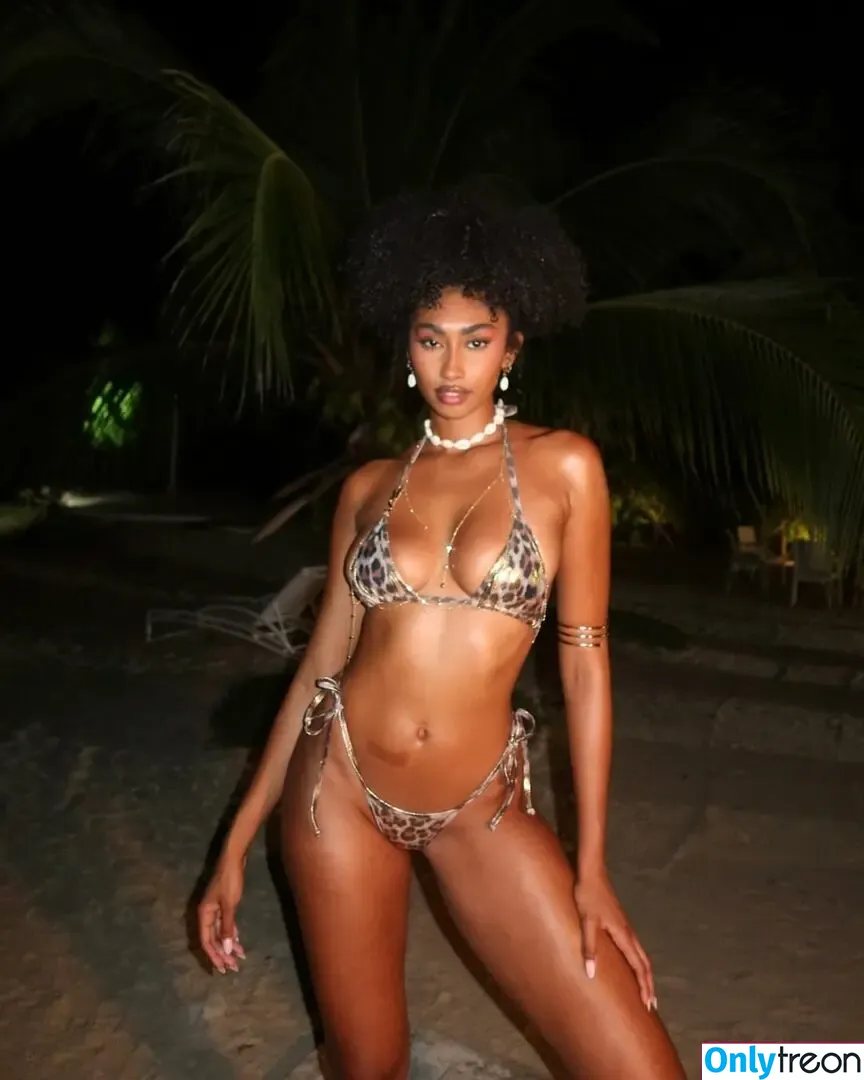 Jasmine Chola nude photo #0023 (Jasmine Blandford / jasmine.chola)