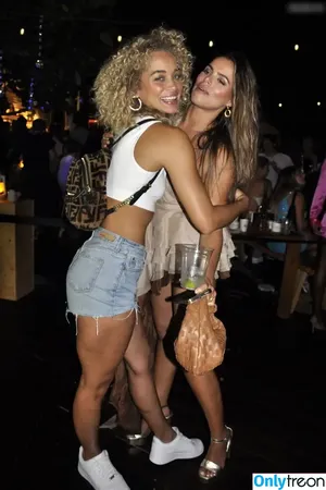 Jasmine Sanders / Golden Barbie / golden_barbie / goldenbarbie / jasminesanders nude photo #0507