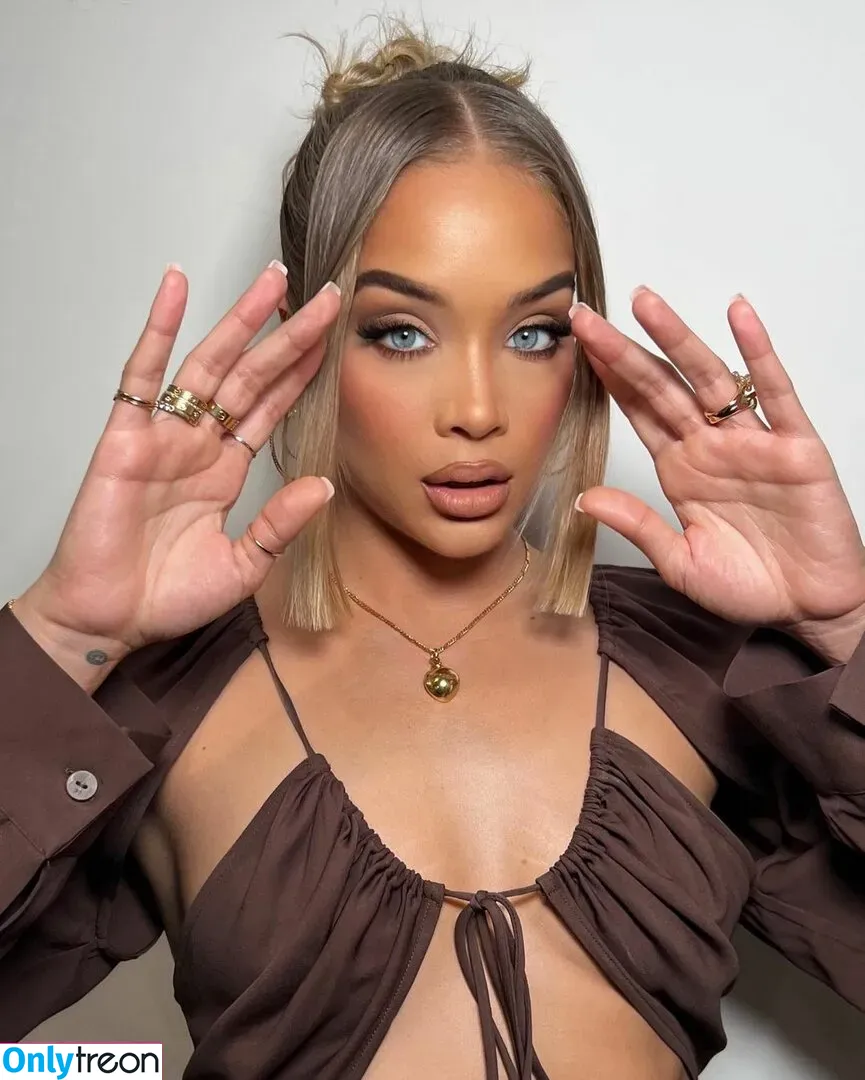 Jasmine Sanders nude photo #0012 (Golden Barbie / golden_barbie / goldenbarbie / jasminesanders)