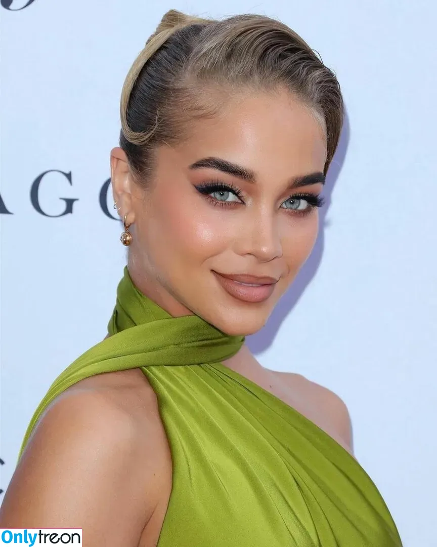 Jasmine Sanders nude photo #0077 (Golden Barbie / golden_barbie / goldenbarbie / jasminesanders)