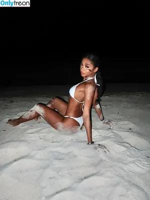 Jaya Araye Williams / jayaaraye nude photo #0079