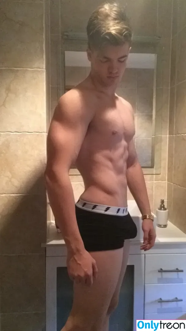 jaydenrembacher nude photo #0012 (jayden_rembacherr)
