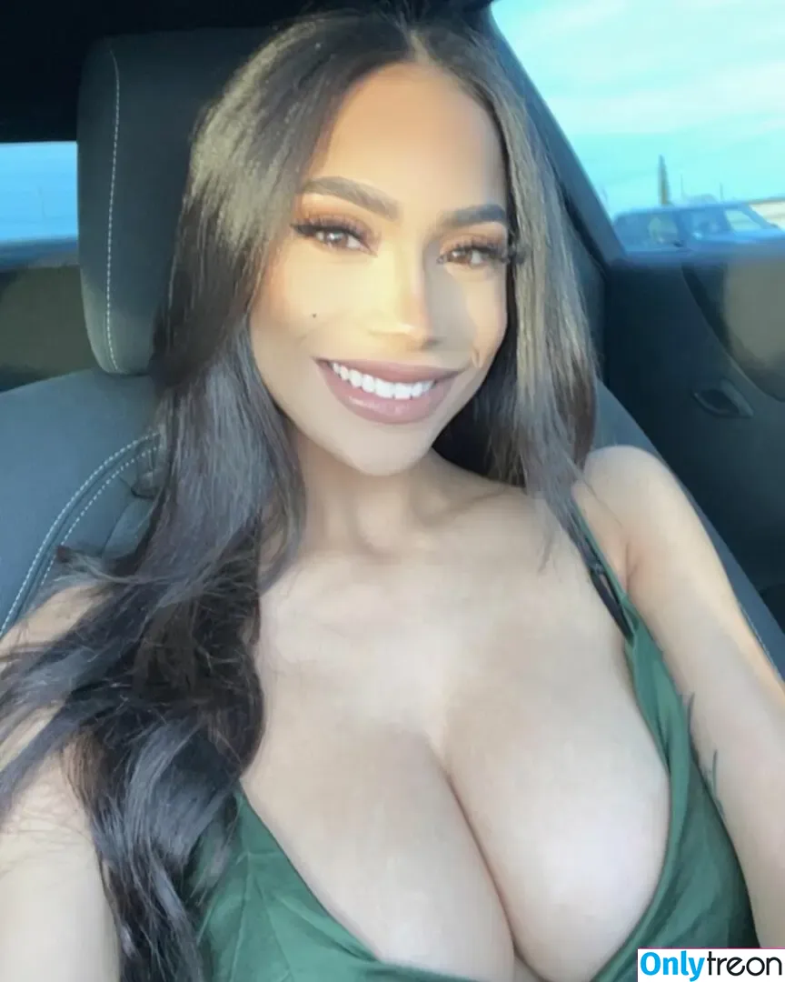 jaylynnpham nude photo #0003 (Jaylynn_amber / jaylynn / justjaylynn)