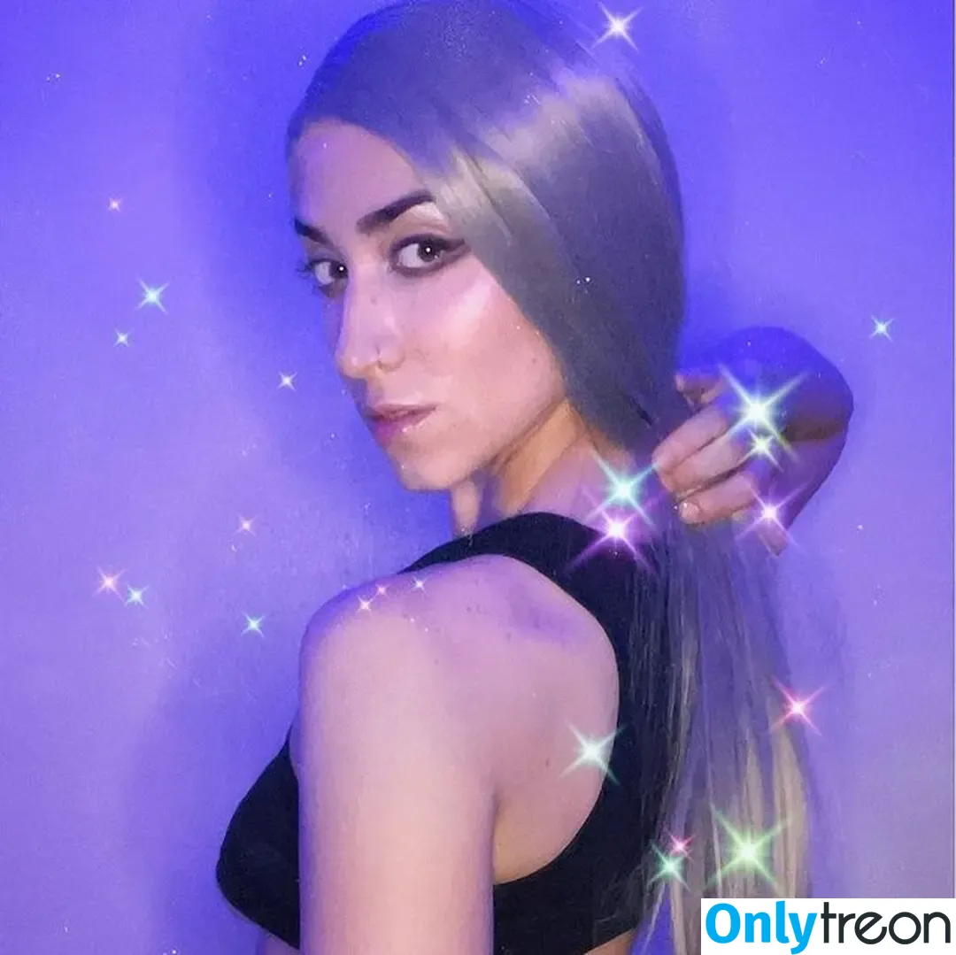 Jazdilia nude photo #0002 (jazalice)