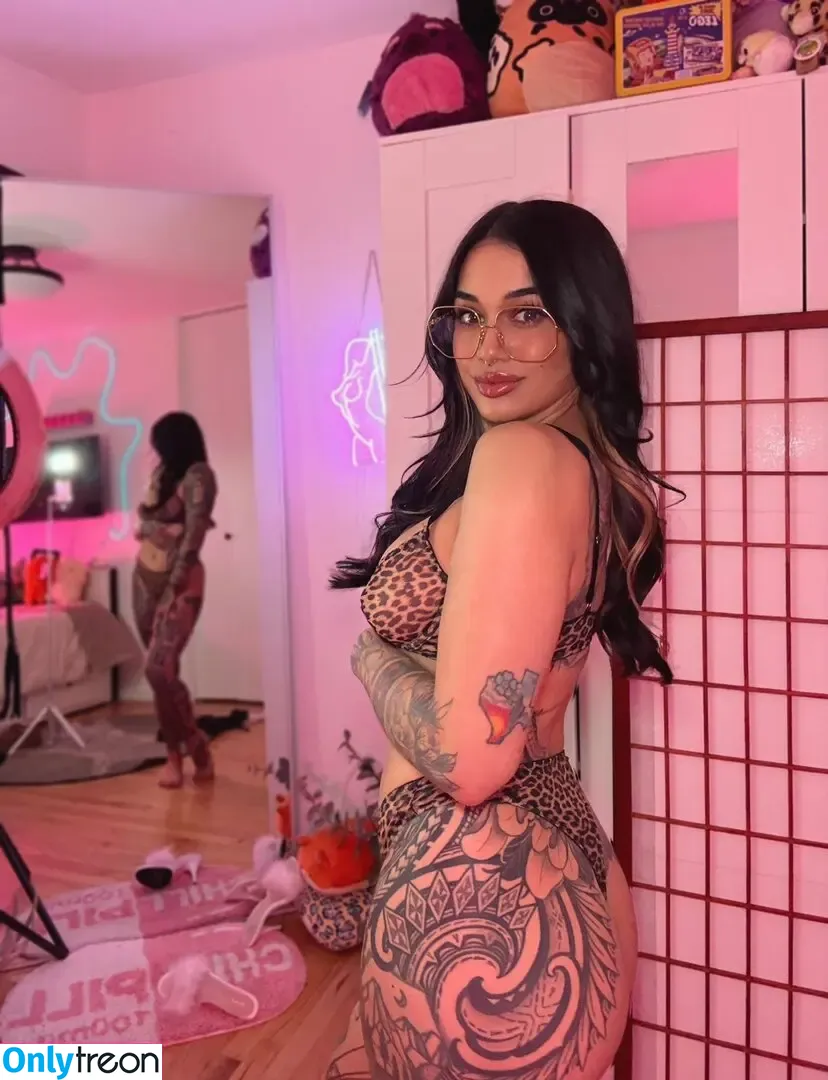 Jazmyn PDX nude photo #0093 (jasmine.pdx / jazmyn_pdx / jazmynpdx)