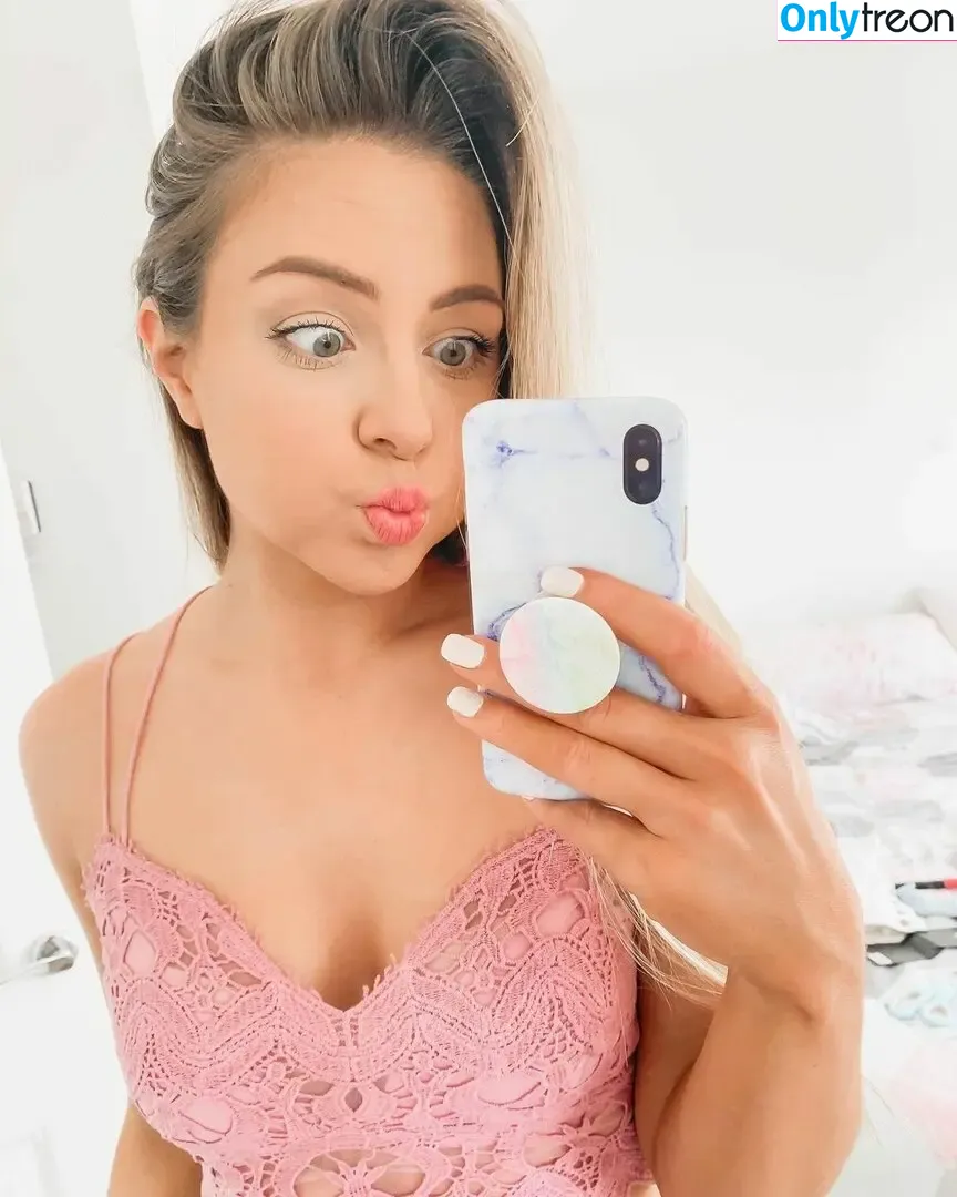 Jazzybum nude photo #0018 (Jazzybum)
