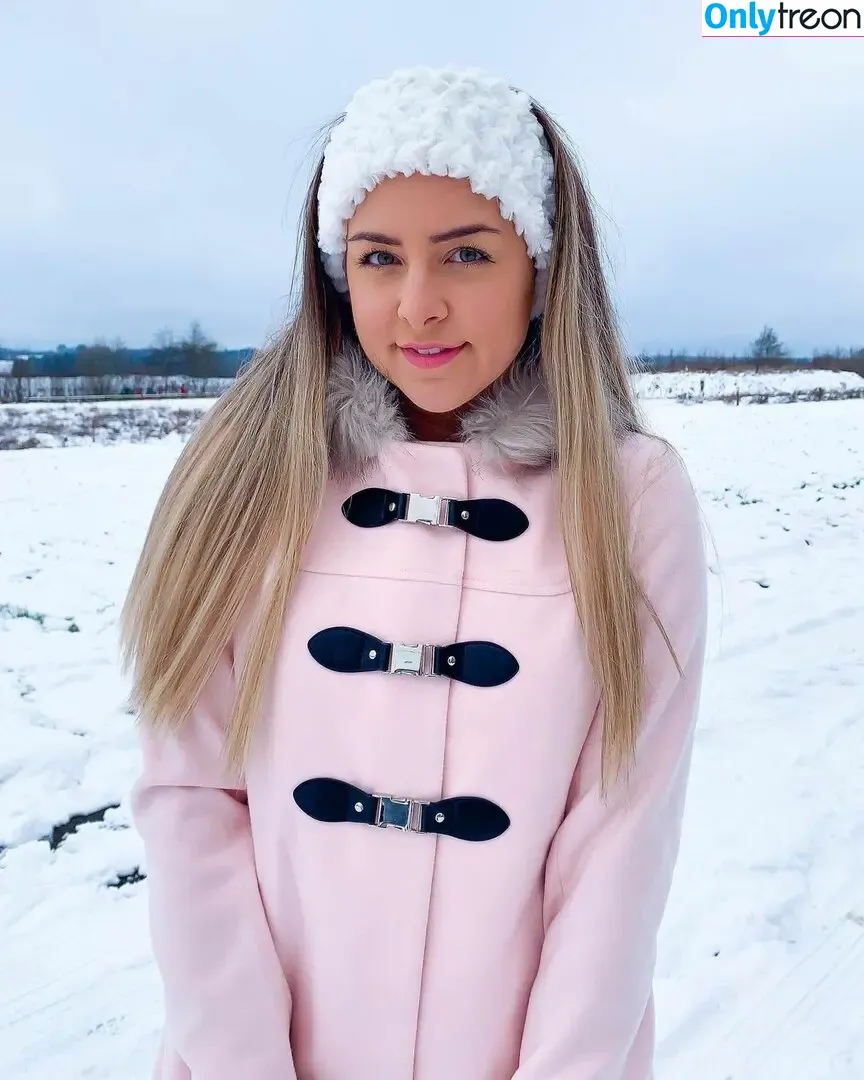 Jazzybum nude photo #0036 (Jazzybum)