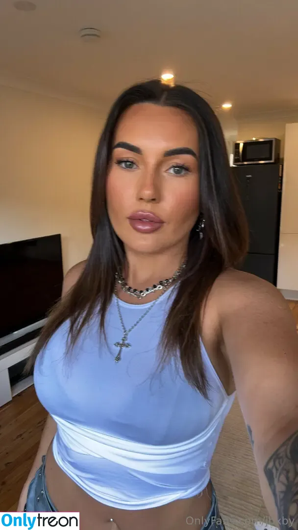 jbxby nude photo #0090 (jbxbyofficixl)