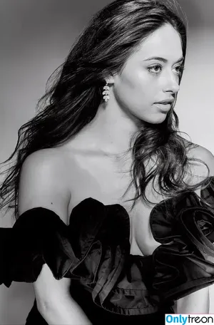 Jeanine Mason / itsjeaninemason nude photo #0001