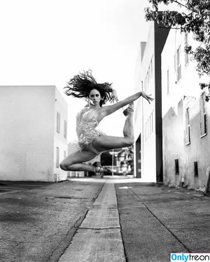 Jeanine Mason / itsjeaninemason nude photo #0002