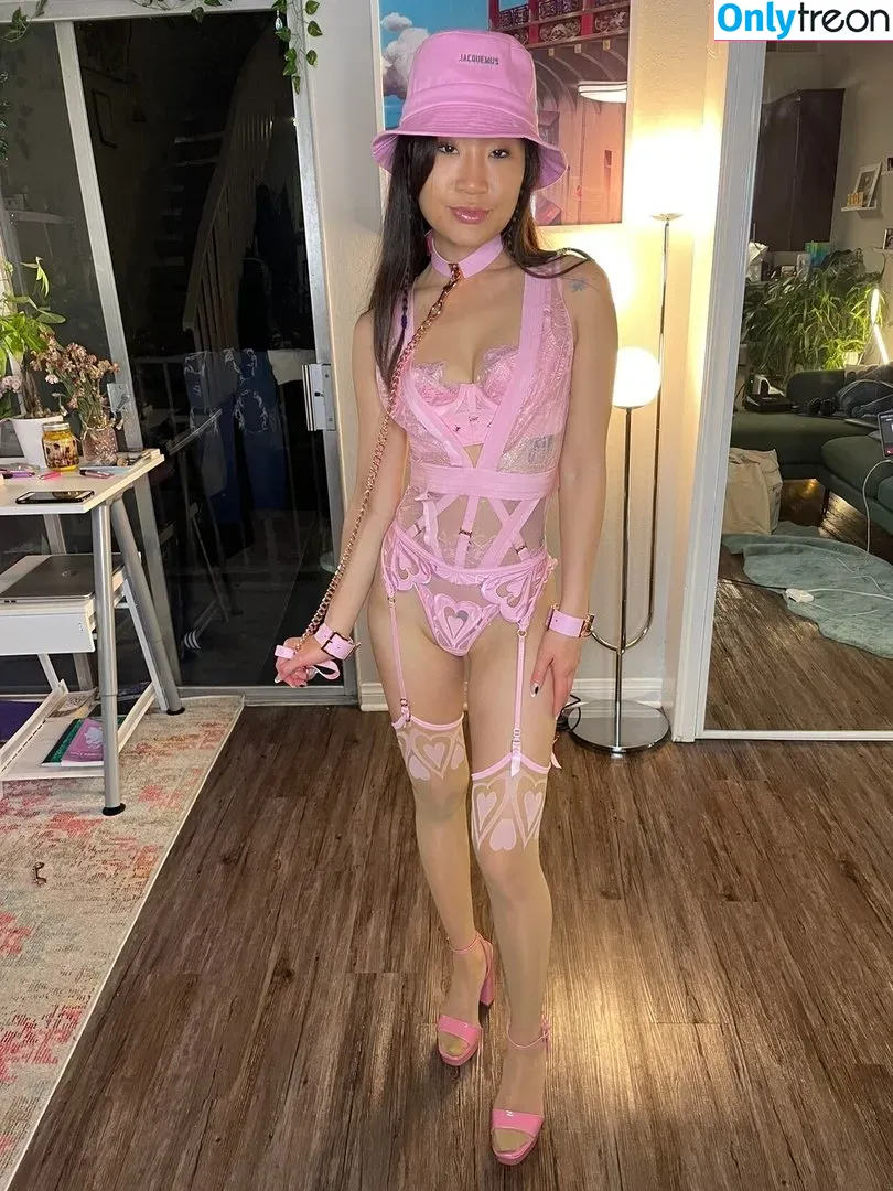 Jeannie Elise Mai nude photo #0035 (JeannieEliseMai / sexymaiii)