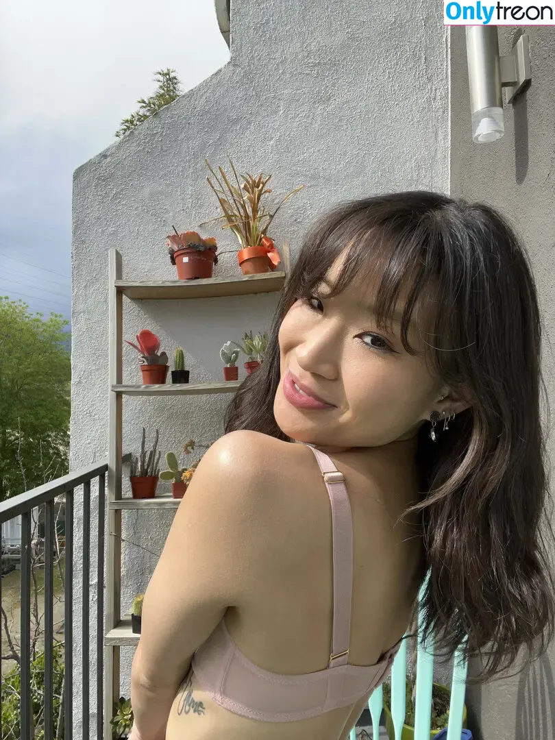Jeannie Elise Mai nude photo #0361 (JeannieEliseMai / sexymaiii)