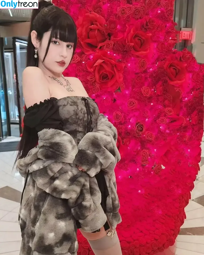 JeanWanWan nude photo #1759 (JeanWanWan)