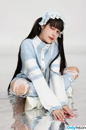 JeanWanWan nude photo #2836