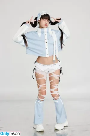 JeanWanWan nude photo #2841