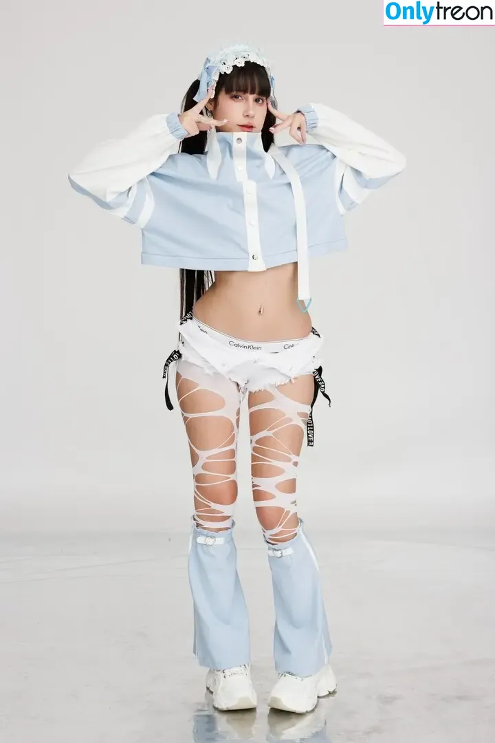 JeanWanWan nude photo #2844 (JeanWanWan)