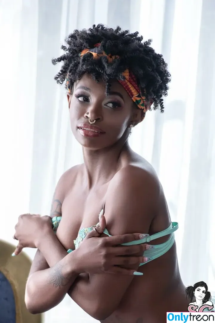 Jeckyl nude photo #0084 (jekyllfox / jekyllofficial)