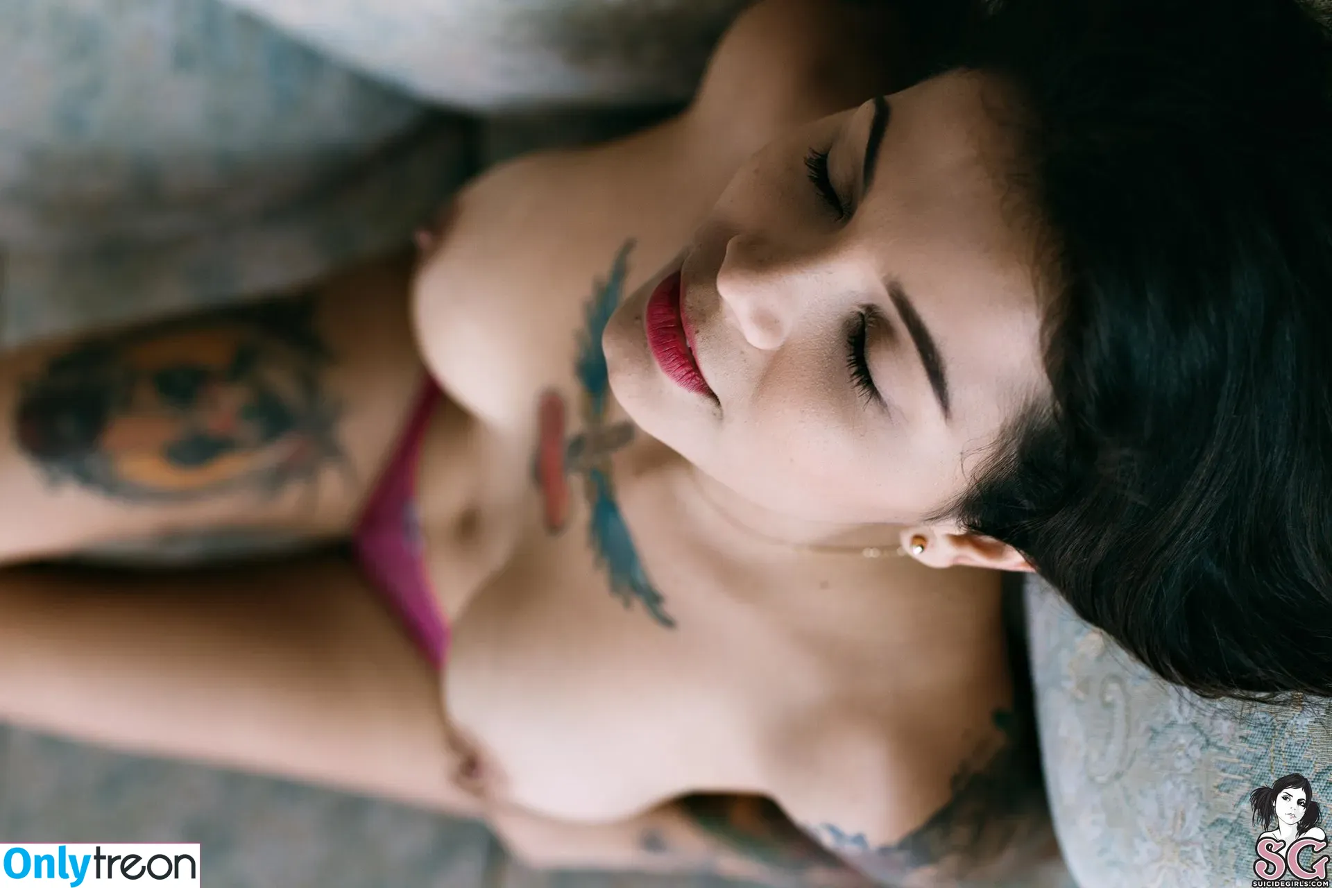 Jeeh Suicide nude photo #0028 (jeeh.suicide)