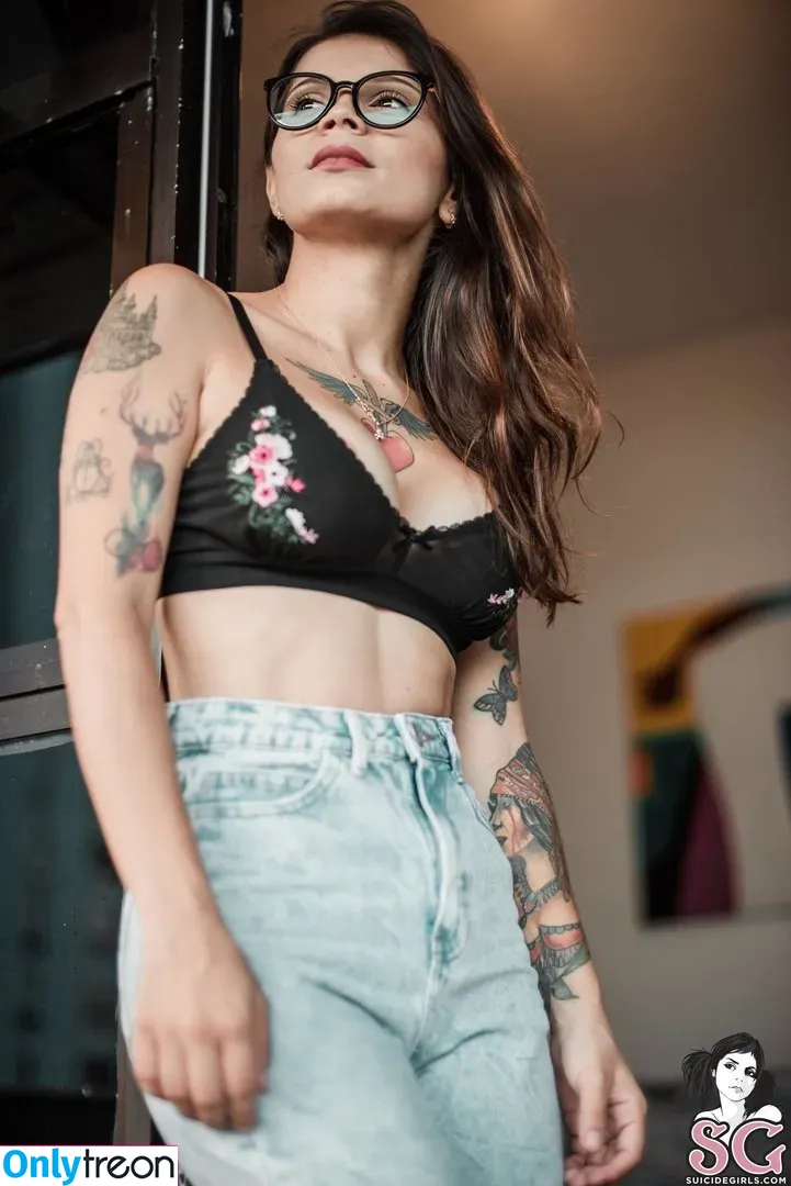 Jeeh Suicide nude photo #0103 (jeeh.suicide)